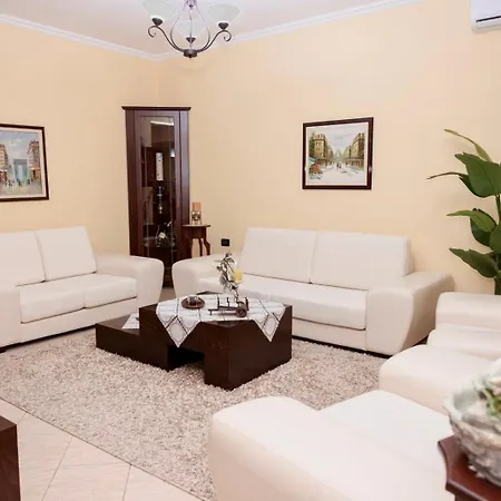 Heart Of Villa Tirana