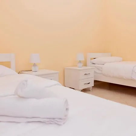 Villa Heart Of Tirana