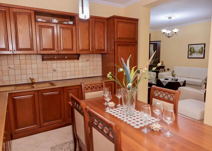 Villa Heart Of Tirana