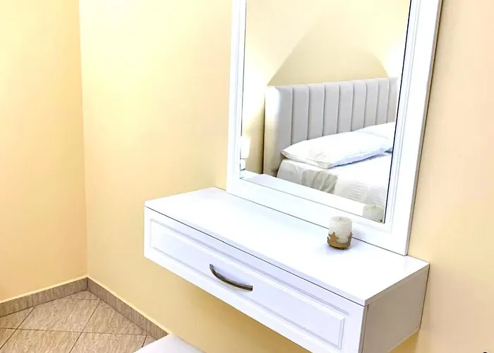 别墅 Heart Of 地拉那